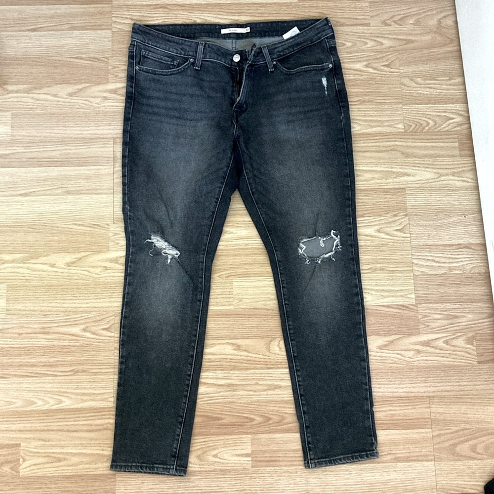 Levi's Skinny Jeans 711 Size 32